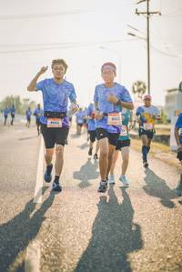 BIB: 9413
                            <button type="button" onclick="openModal(3234559)" class="btn btn-primary btn-sm float-right btn-popup" data-toggle="modal" data-target=".modal-high-quality">
                        <i class="fas fa-shopping-cart"></i> Add to Cart
                    </button>
                                            <button type="button" onclick="isThisMe(3234559, true)" class="btn btn-success btn-sm float-right btn-popup btn-isme hidden" data-toggle="tooltip" data-placement="bottom" title="นี่คือรูปของคุณใช่ไหม คลิกที่นี่เพื่อเอาเข้าอัลบั้ม">
                        <i class="fas fa-plus"></i> Add to album
                    </button>
                    <button type="button" onclick="isThisMe(3234559, false)" class="btn btn-warning btn-sm float-right btn-popup btn-isnotme hidden">
                        <i class="fas fa-ban"></i> Remove from album
                    </button>