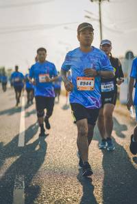 BIB: 8944, 6047
                            <button type="button" onclick="openModal(3236871)" class="btn btn-primary btn-sm float-right btn-popup" data-toggle="modal" data-target=".modal-high-quality">
                        <i class="fas fa-shopping-cart"></i> Add to Cart
                    </button>
                                            <button type="button" onclick="isThisMe(3236871, true)" class="btn btn-success btn-sm float-right btn-popup btn-isme hidden" data-toggle="tooltip" data-placement="bottom" title="นี่คือรูปของคุณใช่ไหม คลิกที่นี่เพื่อเอาเข้าอัลบั้ม">
                        <i class="fas fa-plus"></i> Add to album
                    </button>
                    <button type="button" onclick="isThisMe(3236871, false)" class="btn btn-warning btn-sm float-right btn-popup btn-isnotme hidden">
                        <i class="fas fa-ban"></i> Remove from album
                    </button>