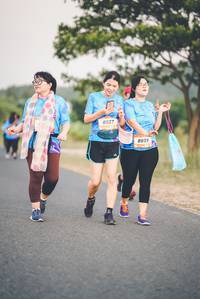 BIB: 8037, 8039
                            <button type="button" onclick="openModal(3327971)" class="btn btn-primary btn-sm float-right btn-popup" data-toggle="modal" data-target=".modal-high-quality">
                        <i class="fas fa-shopping-cart"></i> Add to Cart
                    </button>
                                            <button type="button" onclick="isThisMe(3327971, true)" class="btn btn-success btn-sm float-right btn-popup btn-isme hidden" data-toggle="tooltip" data-placement="bottom" title="นี่คือรูปของคุณใช่ไหม คลิกที่นี่เพื่อเอาเข้าอัลบั้ม">
                        <i class="fas fa-plus"></i> Add to album
                    </button>
                    <button type="button" onclick="isThisMe(3327971, false)" class="btn btn-warning btn-sm float-right btn-popup btn-isnotme hidden">
                        <i class="fas fa-ban"></i> Remove from album
                    </button>