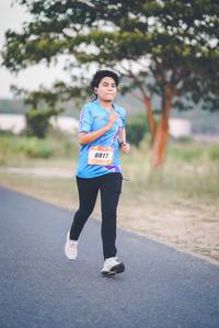 BIB: 8817
                            <button type="button" onclick="openModal(3320721)" class="btn btn-primary btn-sm float-right btn-popup" data-toggle="modal" data-target=".modal-high-quality">
                        <i class="fas fa-shopping-cart"></i> Add to Cart
                    </button>
                                            <button type="button" onclick="isThisMe(3320721, true)" class="btn btn-success btn-sm float-right btn-popup btn-isme hidden" data-toggle="tooltip" data-placement="bottom" title="นี่คือรูปของคุณใช่ไหม คลิกที่นี่เพื่อเอาเข้าอัลบั้ม">
                        <i class="fas fa-plus"></i> Add to album
                    </button>
                    <button type="button" onclick="isThisMe(3320721, false)" class="btn btn-warning btn-sm float-right btn-popup btn-isnotme hidden">
                        <i class="fas fa-ban"></i> Remove from album
                    </button>