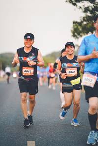 BIB: 8042, 8040, 9053
                            <button type="button" onclick="openModal(3317544)" class="btn btn-primary btn-sm float-right btn-popup" data-toggle="modal" data-target=".modal-high-quality">
                        <i class="fas fa-shopping-cart"></i> Add to Cart
                    </button>
                                            <button type="button" onclick="isThisMe(3317544, true)" class="btn btn-success btn-sm float-right btn-popup btn-isme hidden" data-toggle="tooltip" data-placement="bottom" title="นี่คือรูปของคุณใช่ไหม คลิกที่นี่เพื่อเอาเข้าอัลบั้ม">
                        <i class="fas fa-plus"></i> Add to album
                    </button>
                    <button type="button" onclick="isThisMe(3317544, false)" class="btn btn-warning btn-sm float-right btn-popup btn-isnotme hidden">
                        <i class="fas fa-ban"></i> Remove from album
                    </button>