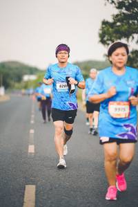 BIB: 620, 9315
                            <button type="button" onclick="openModal(3328107)" class="btn btn-primary btn-sm float-right btn-popup" data-toggle="modal" data-target=".modal-high-quality">
                        <i class="fas fa-shopping-cart"></i> Add to Cart
                    </button>
                                            <button type="button" onclick="isThisMe(3328107, true)" class="btn btn-success btn-sm float-right btn-popup btn-isme hidden" data-toggle="tooltip" data-placement="bottom" title="นี่คือรูปของคุณใช่ไหม คลิกที่นี่เพื่อเอาเข้าอัลบั้ม">
                        <i class="fas fa-plus"></i> Add to album
                    </button>
                    <button type="button" onclick="isThisMe(3328107, false)" class="btn btn-warning btn-sm float-right btn-popup btn-isnotme hidden">
                        <i class="fas fa-ban"></i> Remove from album
                    </button>