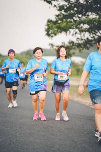 BIB: 9914, 9915
                            <button type="button" onclick="openModal(3328099)" class="btn btn-primary btn-sm float-right btn-popup" data-toggle="modal" data-target=".modal-high-quality">
                        <i class="fas fa-shopping-cart"></i> Add to Cart
                    </button>
                                            <button type="button" onclick="isThisMe(3328099, true)" class="btn btn-success btn-sm float-right btn-popup btn-isme hidden" data-toggle="tooltip" data-placement="bottom" title="นี่คือรูปของคุณใช่ไหม คลิกที่นี่เพื่อเอาเข้าอัลบั้ม">
                        <i class="fas fa-plus"></i> Add to album
                    </button>
                    <button type="button" onclick="isThisMe(3328099, false)" class="btn btn-warning btn-sm float-right btn-popup btn-isnotme hidden">
                        <i class="fas fa-ban"></i> Remove from album
                    </button>