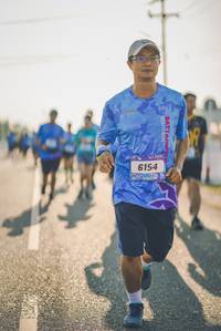 BIB: 6154
                            <button type="button" onclick="openModal(3216459)" class="btn btn-primary btn-sm float-right btn-popup" data-toggle="modal" data-target=".modal-high-quality">
                        <i class="fas fa-shopping-cart"></i> Add to Cart
                    </button>
                                            <button type="button" onclick="isThisMe(3216459, true)" class="btn btn-success btn-sm float-right btn-popup btn-isme hidden" data-toggle="tooltip" data-placement="bottom" title="นี่คือรูปของคุณใช่ไหม คลิกที่นี่เพื่อเอาเข้าอัลบั้ม">
                        <i class="fas fa-plus"></i> Add to album
                    </button>
                    <button type="button" onclick="isThisMe(3216459, false)" class="btn btn-warning btn-sm float-right btn-popup btn-isnotme hidden">
                        <i class="fas fa-ban"></i> Remove from album
                    </button>