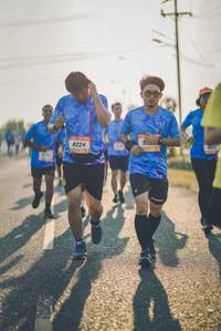 BIB: 8224
                            <button type="button" onclick="openModal(3237192)" class="btn btn-primary btn-sm float-right btn-popup" data-toggle="modal" data-target=".modal-high-quality">
                        <i class="fas fa-shopping-cart"></i> Add to Cart
                    </button>
                                            <button type="button" onclick="isThisMe(3237192, true)" class="btn btn-success btn-sm float-right btn-popup btn-isme hidden" data-toggle="tooltip" data-placement="bottom" title="นี่คือรูปของคุณใช่ไหม คลิกที่นี่เพื่อเอาเข้าอัลบั้ม">
                        <i class="fas fa-plus"></i> Add to album
                    </button>
                    <button type="button" onclick="isThisMe(3237192, false)" class="btn btn-warning btn-sm float-right btn-popup btn-isnotme hidden">
                        <i class="fas fa-ban"></i> Remove from album
                    </button>