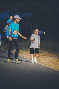 BIB: 816
                            <button type="button" onclick="openModal(3335122)" class="btn btn-primary btn-sm float-right btn-popup" data-toggle="modal" data-target=".modal-high-quality">
                        <i class="fas fa-shopping-cart"></i> Add to Cart
                    </button>
                                            <button type="button" onclick="isThisMe(3335122, true)" class="btn btn-success btn-sm float-right btn-popup btn-isme hidden" data-toggle="tooltip" data-placement="bottom" title="นี่คือรูปของคุณใช่ไหม คลิกที่นี่เพื่อเอาเข้าอัลบั้ม">
                        <i class="fas fa-plus"></i> Add to album
                    </button>
                    <button type="button" onclick="isThisMe(3335122, false)" class="btn btn-warning btn-sm float-right btn-popup btn-isnotme hidden">
                        <i class="fas fa-ban"></i> Remove from album
                    </button>