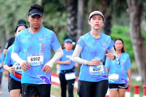 BIB: 6912
                            <button type="button" onclick="openModal(3384515)" class="btn btn-primary btn-sm float-right btn-popup" data-toggle="modal" data-target=".modal-high-quality">
                        <i class="fas fa-shopping-cart"></i> Add to Cart
                    </button>
                                            <button type="button" onclick="isThisMe(3384515, true)" class="btn btn-success btn-sm float-right btn-popup btn-isme hidden" data-toggle="tooltip" data-placement="bottom" title="นี่คือรูปของคุณใช่ไหม คลิกที่นี่เพื่อเอาเข้าอัลบั้ม">
                        <i class="fas fa-plus"></i> Add to album
                    </button>
                    <button type="button" onclick="isThisMe(3384515, false)" class="btn btn-warning btn-sm float-right btn-popup btn-isnotme hidden">
                        <i class="fas fa-ban"></i> Remove from album
                    </button>