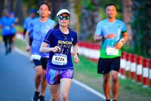 BIB: 6224
                            <button type="button" onclick="openModal(3403695)" class="btn btn-primary btn-sm float-right btn-popup" data-toggle="modal" data-target=".modal-high-quality">
                        <i class="fas fa-shopping-cart"></i> Add to Cart
                    </button>
                                            <button type="button" onclick="isThisMe(3403695, true)" class="btn btn-success btn-sm float-right btn-popup btn-isme hidden" data-toggle="tooltip" data-placement="bottom" title="นี่คือรูปของคุณใช่ไหม คลิกที่นี่เพื่อเอาเข้าอัลบั้ม">
                        <i class="fas fa-plus"></i> Add to album
                    </button>
                    <button type="button" onclick="isThisMe(3403695, false)" class="btn btn-warning btn-sm float-right btn-popup btn-isnotme hidden">
                        <i class="fas fa-ban"></i> Remove from album
                    </button>