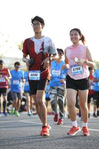 BIB: 6700, 6022, 6698
                            <button type="button" onclick="openModal(3140894)" class="btn btn-primary btn-sm float-right btn-popup" data-toggle="modal" data-target=".modal-high-quality">
                        <i class="fas fa-shopping-cart"></i> Add to Cart
                    </button>
                                            <button type="button" onclick="isThisMe(3140894, true)" class="btn btn-success btn-sm float-right btn-popup btn-isme hidden" data-toggle="tooltip" data-placement="bottom" title="นี่คือรูปของคุณใช่ไหม คลิกที่นี่เพื่อเอาเข้าอัลบั้ม">
                        <i class="fas fa-plus"></i> Add to album
                    </button>
                    <button type="button" onclick="isThisMe(3140894, false)" class="btn btn-warning btn-sm float-right btn-popup btn-isnotme hidden">
                        <i class="fas fa-ban"></i> Remove from album
                    </button>