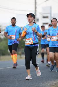 BIB: 942, 8154
                            <button type="button" onclick="openModal(3146392)" class="btn btn-primary btn-sm float-right btn-popup" data-toggle="modal" data-target=".modal-high-quality">
                        <i class="fas fa-shopping-cart"></i> Add to Cart
                    </button>
                                            <button type="button" onclick="isThisMe(3146392, true)" class="btn btn-success btn-sm float-right btn-popup btn-isme hidden" data-toggle="tooltip" data-placement="bottom" title="นี่คือรูปของคุณใช่ไหม คลิกที่นี่เพื่อเอาเข้าอัลบั้ม">
                        <i class="fas fa-plus"></i> Add to album
                    </button>
                    <button type="button" onclick="isThisMe(3146392, false)" class="btn btn-warning btn-sm float-right btn-popup btn-isnotme hidden">
                        <i class="fas fa-ban"></i> Remove from album
                    </button>