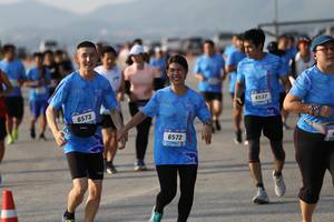 BIB: 6537, 6573, 6572
                            <button type="button" onclick="openModal(3153539)" class="btn btn-primary btn-sm float-right btn-popup" data-toggle="modal" data-target=".modal-high-quality">
                        <i class="fas fa-shopping-cart"></i> Add to Cart
                    </button>
                                            <button type="button" onclick="isThisMe(3153539, true)" class="btn btn-success btn-sm float-right btn-popup btn-isme hidden" data-toggle="tooltip" data-placement="bottom" title="นี่คือรูปของคุณใช่ไหม คลิกที่นี่เพื่อเอาเข้าอัลบั้ม">
                        <i class="fas fa-plus"></i> Add to album
                    </button>
                    <button type="button" onclick="isThisMe(3153539, false)" class="btn btn-warning btn-sm float-right btn-popup btn-isnotme hidden">
                        <i class="fas fa-ban"></i> Remove from album
                    </button>