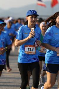 BIB: 8215
                            <button type="button" onclick="openModal(3154014)" class="btn btn-primary btn-sm float-right btn-popup" data-toggle="modal" data-target=".modal-high-quality">
                        <i class="fas fa-shopping-cart"></i> Add to Cart
                    </button>
                                            <button type="button" onclick="isThisMe(3154014, true)" class="btn btn-success btn-sm float-right btn-popup btn-isme hidden" data-toggle="tooltip" data-placement="bottom" title="นี่คือรูปของคุณใช่ไหม คลิกที่นี่เพื่อเอาเข้าอัลบั้ม">
                        <i class="fas fa-plus"></i> Add to album
                    </button>
                    <button type="button" onclick="isThisMe(3154014, false)" class="btn btn-warning btn-sm float-right btn-popup btn-isnotme hidden">
                        <i class="fas fa-ban"></i> Remove from album
                    </button>