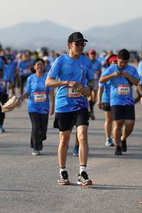 BIB: 8600
                            <button type="button" onclick="openModal(3154325)" class="btn btn-primary btn-sm float-right btn-popup" data-toggle="modal" data-target=".modal-high-quality">
                        <i class="fas fa-shopping-cart"></i> Add to Cart
                    </button>
                                            <button type="button" onclick="isThisMe(3154325, true)" class="btn btn-success btn-sm float-right btn-popup btn-isme hidden" data-toggle="tooltip" data-placement="bottom" title="นี่คือรูปของคุณใช่ไหม คลิกที่นี่เพื่อเอาเข้าอัลบั้ม">
                        <i class="fas fa-plus"></i> Add to album
                    </button>
                    <button type="button" onclick="isThisMe(3154325, false)" class="btn btn-warning btn-sm float-right btn-popup btn-isnotme hidden">
                        <i class="fas fa-ban"></i> Remove from album
                    </button>