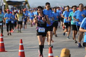 BIB: 6272
                            <button type="button" onclick="openModal(3153347)" class="btn btn-primary btn-sm float-right btn-popup" data-toggle="modal" data-target=".modal-high-quality">
                        <i class="fas fa-shopping-cart"></i> Add to Cart
                    </button>
                                            <button type="button" onclick="isThisMe(3153347, true)" class="btn btn-success btn-sm float-right btn-popup btn-isme hidden" data-toggle="tooltip" data-placement="bottom" title="นี่คือรูปของคุณใช่ไหม คลิกที่นี่เพื่อเอาเข้าอัลบั้ม">
                        <i class="fas fa-plus"></i> Add to album
                    </button>
                    <button type="button" onclick="isThisMe(3153347, false)" class="btn btn-warning btn-sm float-right btn-popup btn-isnotme hidden">
                        <i class="fas fa-ban"></i> Remove from album
                    </button>