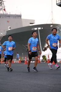 BIB: 9575
                            <button type="button" onclick="openModal(3157202)" class="btn btn-primary btn-sm float-right btn-popup" data-toggle="modal" data-target=".modal-high-quality">
                        <i class="fas fa-shopping-cart"></i> Add to Cart
                    </button>
                                            <button type="button" onclick="isThisMe(3157202, true)" class="btn btn-success btn-sm float-right btn-popup btn-isme hidden" data-toggle="tooltip" data-placement="bottom" title="นี่คือรูปของคุณใช่ไหม คลิกที่นี่เพื่อเอาเข้าอัลบั้ม">
                        <i class="fas fa-plus"></i> Add to album
                    </button>
                    <button type="button" onclick="isThisMe(3157202, false)" class="btn btn-warning btn-sm float-right btn-popup btn-isnotme hidden">
                        <i class="fas fa-ban"></i> Remove from album
                    </button>