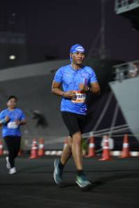 BIB: 985
                            <button type="button" onclick="openModal(3157589)" class="btn btn-primary btn-sm float-right btn-popup" data-toggle="modal" data-target=".modal-high-quality">
                        <i class="fas fa-shopping-cart"></i> Add to Cart
                    </button>
                                            <button type="button" onclick="isThisMe(3157589, true)" class="btn btn-success btn-sm float-right btn-popup btn-isme hidden" data-toggle="tooltip" data-placement="bottom" title="นี่คือรูปของคุณใช่ไหม คลิกที่นี่เพื่อเอาเข้าอัลบั้ม">
                        <i class="fas fa-plus"></i> Add to album
                    </button>
                    <button type="button" onclick="isThisMe(3157589, false)" class="btn btn-warning btn-sm float-right btn-popup btn-isnotme hidden">
                        <i class="fas fa-ban"></i> Remove from album
                    </button>