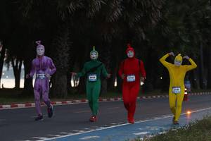 BIB: 6730, 
                            <button type="button" onclick="openModal(3154901)" class="btn btn-primary btn-sm float-right btn-popup" data-toggle="modal" data-target=".modal-high-quality">
                        <i class="fas fa-shopping-cart"></i> Add to Cart
                    </button>
                                            <button type="button" onclick="isThisMe(3154901, true)" class="btn btn-success btn-sm float-right btn-popup btn-isme hidden" data-toggle="tooltip" data-placement="bottom" title="นี่คือรูปของคุณใช่ไหม คลิกที่นี่เพื่อเอาเข้าอัลบั้ม">
                        <i class="fas fa-plus"></i> Add to album
                    </button>
                    <button type="button" onclick="isThisMe(3154901, false)" class="btn btn-warning btn-sm float-right btn-popup btn-isnotme hidden">
                        <i class="fas fa-ban"></i> Remove from album
                    </button>