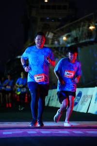 BIB: 9051, 9049
                            <button type="button" onclick="openModal(3390608)" class="btn btn-primary btn-sm float-right btn-popup" data-toggle="modal" data-target=".modal-high-quality">
                        <i class="fas fa-shopping-cart"></i> Add to Cart
                    </button>
                                            <button type="button" onclick="isThisMe(3390608, true)" class="btn btn-success btn-sm float-right btn-popup btn-isme hidden" data-toggle="tooltip" data-placement="bottom" title="นี่คือรูปของคุณใช่ไหม คลิกที่นี่เพื่อเอาเข้าอัลบั้ม">
                        <i class="fas fa-plus"></i> Add to album
                    </button>
                    <button type="button" onclick="isThisMe(3390608, false)" class="btn btn-warning btn-sm float-right btn-popup btn-isnotme hidden">
                        <i class="fas fa-ban"></i> Remove from album
                    </button>