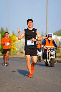 BIB: 6583
                            <button type="button" onclick="openModal(3178954)" class="btn btn-primary btn-sm float-right btn-popup" data-toggle="modal" data-target=".modal-high-quality">
                        <i class="fas fa-shopping-cart"></i> Add to Cart
                    </button>
                                            <button type="button" onclick="isThisMe(3178954, true)" class="btn btn-success btn-sm float-right btn-popup btn-isme hidden" data-toggle="tooltip" data-placement="bottom" title="นี่คือรูปของคุณใช่ไหม คลิกที่นี่เพื่อเอาเข้าอัลบั้ม">
                        <i class="fas fa-plus"></i> Add to album
                    </button>
                    <button type="button" onclick="isThisMe(3178954, false)" class="btn btn-warning btn-sm float-right btn-popup btn-isnotme hidden">
                        <i class="fas fa-ban"></i> Remove from album
                    </button>