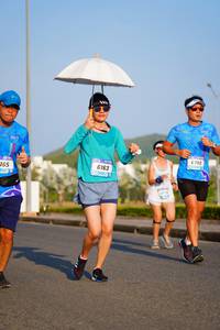 BIB: 6703, 6163, 165
                            <button type="button" onclick="openModal(3248986)" class="btn btn-primary btn-sm float-right btn-popup" data-toggle="modal" data-target=".modal-high-quality">
                        <i class="fas fa-shopping-cart"></i> Add to Cart
                    </button>
                                            <button type="button" onclick="isThisMe(3248986, true)" class="btn btn-success btn-sm float-right btn-popup btn-isme hidden" data-toggle="tooltip" data-placement="bottom" title="นี่คือรูปของคุณใช่ไหม คลิกที่นี่เพื่อเอาเข้าอัลบั้ม">
                        <i class="fas fa-plus"></i> Add to album
                    </button>
                    <button type="button" onclick="isThisMe(3248986, false)" class="btn btn-warning btn-sm float-right btn-popup btn-isnotme hidden">
                        <i class="fas fa-ban"></i> Remove from album
                    </button>