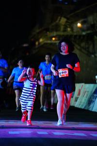 BIB: 1849
                            <button type="button" onclick="openModal(3392569)" class="btn btn-primary btn-sm float-right btn-popup" data-toggle="modal" data-target=".modal-high-quality">
                        <i class="fas fa-shopping-cart"></i> Add to Cart
                    </button>
                                            <button type="button" onclick="isThisMe(3392569, true)" class="btn btn-success btn-sm float-right btn-popup btn-isme hidden" data-toggle="tooltip" data-placement="bottom" title="นี่คือรูปของคุณใช่ไหม คลิกที่นี่เพื่อเอาเข้าอัลบั้ม">
                        <i class="fas fa-plus"></i> Add to album
                    </button>
                    <button type="button" onclick="isThisMe(3392569, false)" class="btn btn-warning btn-sm float-right btn-popup btn-isnotme hidden">
                        <i class="fas fa-ban"></i> Remove from album
                    </button>