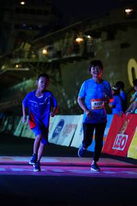 BIB: 9235
                            <button type="button" onclick="openModal(3390742)" class="btn btn-primary btn-sm float-right btn-popup" data-toggle="modal" data-target=".modal-high-quality">
                        <i class="fas fa-shopping-cart"></i> Add to Cart
                    </button>
                                            <button type="button" onclick="isThisMe(3390742, true)" class="btn btn-success btn-sm float-right btn-popup btn-isme hidden" data-toggle="tooltip" data-placement="bottom" title="นี่คือรูปของคุณใช่ไหม คลิกที่นี่เพื่อเอาเข้าอัลบั้ม">
                        <i class="fas fa-plus"></i> Add to album
                    </button>
                    <button type="button" onclick="isThisMe(3390742, false)" class="btn btn-warning btn-sm float-right btn-popup btn-isnotme hidden">
                        <i class="fas fa-ban"></i> Remove from album
                    </button>