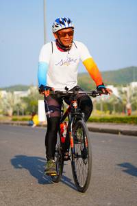 BIB: 
                            <button type="button" onclick="openModal(3178386)" class="btn btn-primary btn-sm float-right btn-popup" data-toggle="modal" data-target=".modal-high-quality">
                        <i class="fas fa-shopping-cart"></i> Add to Cart
                    </button>
                                            <button type="button" onclick="isThisMe(3178386, true)" class="btn btn-success btn-sm float-right btn-popup btn-isme hidden" data-toggle="tooltip" data-placement="bottom" title="นี่คือรูปของคุณใช่ไหม คลิกที่นี่เพื่อเอาเข้าอัลบั้ม">
                        <i class="fas fa-plus"></i> Add to album
                    </button>
                    <button type="button" onclick="isThisMe(3178386, false)" class="btn btn-warning btn-sm float-right btn-popup btn-isnotme hidden">
                        <i class="fas fa-ban"></i> Remove from album
                    </button>