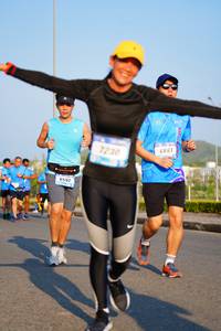 BIB: 6661, 6592
                            <button type="button" onclick="openModal(3246876)" class="btn btn-primary btn-sm float-right btn-popup" data-toggle="modal" data-target=".modal-high-quality">
                        <i class="fas fa-shopping-cart"></i> Add to Cart
                    </button>
                                            <button type="button" onclick="isThisMe(3246876, true)" class="btn btn-success btn-sm float-right btn-popup btn-isme hidden" data-toggle="tooltip" data-placement="bottom" title="นี่คือรูปของคุณใช่ไหม คลิกที่นี่เพื่อเอาเข้าอัลบั้ม">
                        <i class="fas fa-plus"></i> Add to album
                    </button>
                    <button type="button" onclick="isThisMe(3246876, false)" class="btn btn-warning btn-sm float-right btn-popup btn-isnotme hidden">
                        <i class="fas fa-ban"></i> Remove from album
                    </button>