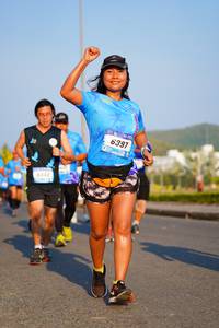 BIB: 6397
                            <button type="button" onclick="openModal(3248340)" class="btn btn-primary btn-sm float-right btn-popup" data-toggle="modal" data-target=".modal-high-quality">
                        <i class="fas fa-shopping-cart"></i> Add to Cart
                    </button>
                                            <button type="button" onclick="isThisMe(3248340, true)" class="btn btn-success btn-sm float-right btn-popup btn-isme hidden" data-toggle="tooltip" data-placement="bottom" title="นี่คือรูปของคุณใช่ไหม คลิกที่นี่เพื่อเอาเข้าอัลบั้ม">
                        <i class="fas fa-plus"></i> Add to album
                    </button>
                    <button type="button" onclick="isThisMe(3248340, false)" class="btn btn-warning btn-sm float-right btn-popup btn-isnotme hidden">
                        <i class="fas fa-ban"></i> Remove from album
                    </button>