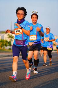 BIB: 8009, 8634
                            <button type="button" onclick="openModal(3381155)" class="btn btn-primary btn-sm float-right btn-popup" data-toggle="modal" data-target=".modal-high-quality">
                        <i class="fas fa-shopping-cart"></i> Add to Cart
                    </button>
                                            <button type="button" onclick="isThisMe(3381155, true)" class="btn btn-success btn-sm float-right btn-popup btn-isme hidden" data-toggle="tooltip" data-placement="bottom" title="นี่คือรูปของคุณใช่ไหม คลิกที่นี่เพื่อเอาเข้าอัลบั้ม">
                        <i class="fas fa-plus"></i> Add to album
                    </button>
                    <button type="button" onclick="isThisMe(3381155, false)" class="btn btn-warning btn-sm float-right btn-popup btn-isnotme hidden">
                        <i class="fas fa-ban"></i> Remove from album
                    </button>