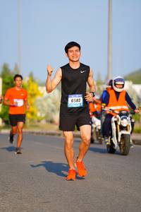 BIB: 6583
                            <button type="button" onclick="openModal(3178983)" class="btn btn-primary btn-sm float-right btn-popup" data-toggle="modal" data-target=".modal-high-quality">
                        <i class="fas fa-shopping-cart"></i> Add to Cart
                    </button>
                                            <button type="button" onclick="isThisMe(3178983, true)" class="btn btn-success btn-sm float-right btn-popup btn-isme hidden" data-toggle="tooltip" data-placement="bottom" title="นี่คือรูปของคุณใช่ไหม คลิกที่นี่เพื่อเอาเข้าอัลบั้ม">
                        <i class="fas fa-plus"></i> Add to album
                    </button>
                    <button type="button" onclick="isThisMe(3178983, false)" class="btn btn-warning btn-sm float-right btn-popup btn-isnotme hidden">
                        <i class="fas fa-ban"></i> Remove from album
                    </button>