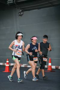 BIB: 9220, 8108, 9846
                            <button type="button" onclick="openModal(3343394)" class="btn btn-primary btn-sm float-right btn-popup" data-toggle="modal" data-target=".modal-high-quality">
                        <i class="fas fa-shopping-cart"></i> Add to Cart
                    </button>
                                            <button type="button" onclick="isThisMe(3343394, true)" class="btn btn-success btn-sm float-right btn-popup btn-isme hidden" data-toggle="tooltip" data-placement="bottom" title="นี่คือรูปของคุณใช่ไหม คลิกที่นี่เพื่อเอาเข้าอัลบั้ม">
                        <i class="fas fa-plus"></i> Add to album
                    </button>
                    <button type="button" onclick="isThisMe(3343394, false)" class="btn btn-warning btn-sm float-right btn-popup btn-isnotme hidden">
                        <i class="fas fa-ban"></i> Remove from album
                    </button>