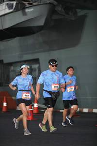 BIB: 8910, 3187, 8911, 
                            <button type="button" onclick="openModal(3276313)" class="btn btn-primary btn-sm float-right btn-popup" data-toggle="modal" data-target=".modal-high-quality">
                        <i class="fas fa-shopping-cart"></i> Add to Cart
                    </button>
                                            <button type="button" onclick="isThisMe(3276313, true)" class="btn btn-success btn-sm float-right btn-popup btn-isme hidden" data-toggle="tooltip" data-placement="bottom" title="นี่คือรูปของคุณใช่ไหม คลิกที่นี่เพื่อเอาเข้าอัลบั้ม">
                        <i class="fas fa-plus"></i> Add to album
                    </button>
                    <button type="button" onclick="isThisMe(3276313, false)" class="btn btn-warning btn-sm float-right btn-popup btn-isnotme hidden">
                        <i class="fas fa-ban"></i> Remove from album
                    </button>