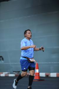 BIB: 8006
                            <button type="button" onclick="openModal(3342613)" class="btn btn-primary btn-sm float-right btn-popup" data-toggle="modal" data-target=".modal-high-quality">
                        <i class="fas fa-shopping-cart"></i> Add to Cart
                    </button>
                                            <button type="button" onclick="isThisMe(3342613, true)" class="btn btn-success btn-sm float-right btn-popup btn-isme hidden" data-toggle="tooltip" data-placement="bottom" title="นี่คือรูปของคุณใช่ไหม คลิกที่นี่เพื่อเอาเข้าอัลบั้ม">
                        <i class="fas fa-plus"></i> Add to album
                    </button>
                    <button type="button" onclick="isThisMe(3342613, false)" class="btn btn-warning btn-sm float-right btn-popup btn-isnotme hidden">
                        <i class="fas fa-ban"></i> Remove from album
                    </button>