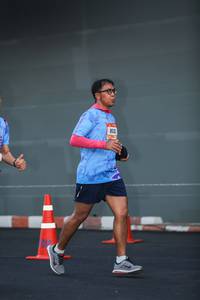 BIB: 8512
                            <button type="button" onclick="openModal(3343266)" class="btn btn-primary btn-sm float-right btn-popup" data-toggle="modal" data-target=".modal-high-quality">
                        <i class="fas fa-shopping-cart"></i> Add to Cart
                    </button>
                                            <button type="button" onclick="isThisMe(3343266, true)" class="btn btn-success btn-sm float-right btn-popup btn-isme hidden" data-toggle="tooltip" data-placement="bottom" title="นี่คือรูปของคุณใช่ไหม คลิกที่นี่เพื่อเอาเข้าอัลบั้ม">
                        <i class="fas fa-plus"></i> Add to album
                    </button>
                    <button type="button" onclick="isThisMe(3343266, false)" class="btn btn-warning btn-sm float-right btn-popup btn-isnotme hidden">
                        <i class="fas fa-ban"></i> Remove from album
                    </button>