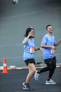 BIB: 931
                            <button type="button" onclick="openModal(3341069)" class="btn btn-primary btn-sm float-right btn-popup" data-toggle="modal" data-target=".modal-high-quality">
                        <i class="fas fa-shopping-cart"></i> Add to Cart
                    </button>
                                            <button type="button" onclick="isThisMe(3341069, true)" class="btn btn-success btn-sm float-right btn-popup btn-isme hidden" data-toggle="tooltip" data-placement="bottom" title="นี่คือรูปของคุณใช่ไหม คลิกที่นี่เพื่อเอาเข้าอัลบั้ม">
                        <i class="fas fa-plus"></i> Add to album
                    </button>
                    <button type="button" onclick="isThisMe(3341069, false)" class="btn btn-warning btn-sm float-right btn-popup btn-isnotme hidden">
                        <i class="fas fa-ban"></i> Remove from album
                    </button>