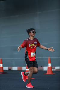 BIB: 9124
                            <button type="button" onclick="openModal(3342602)" class="btn btn-primary btn-sm float-right btn-popup" data-toggle="modal" data-target=".modal-high-quality">
                        <i class="fas fa-shopping-cart"></i> Add to Cart
                    </button>
                                            <button type="button" onclick="isThisMe(3342602, true)" class="btn btn-success btn-sm float-right btn-popup btn-isme hidden" data-toggle="tooltip" data-placement="bottom" title="นี่คือรูปของคุณใช่ไหม คลิกที่นี่เพื่อเอาเข้าอัลบั้ม">
                        <i class="fas fa-plus"></i> Add to album
                    </button>
                    <button type="button" onclick="isThisMe(3342602, false)" class="btn btn-warning btn-sm float-right btn-popup btn-isnotme hidden">
                        <i class="fas fa-ban"></i> Remove from album
                    </button>