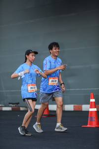 BIB: 9570, 9572
                            <button type="button" onclick="openModal(3343265)" class="btn btn-primary btn-sm float-right btn-popup" data-toggle="modal" data-target=".modal-high-quality">
                        <i class="fas fa-shopping-cart"></i> Add to Cart
                    </button>
                                            <button type="button" onclick="isThisMe(3343265, true)" class="btn btn-success btn-sm float-right btn-popup btn-isme hidden" data-toggle="tooltip" data-placement="bottom" title="นี่คือรูปของคุณใช่ไหม คลิกที่นี่เพื่อเอาเข้าอัลบั้ม">
                        <i class="fas fa-plus"></i> Add to album
                    </button>
                    <button type="button" onclick="isThisMe(3343265, false)" class="btn btn-warning btn-sm float-right btn-popup btn-isnotme hidden">
                        <i class="fas fa-ban"></i> Remove from album
                    </button>