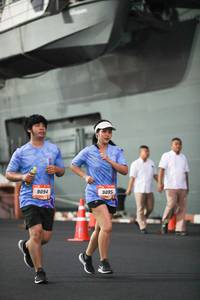 BIB: 9094, 9095
                            <button type="button" onclick="openModal(3276083)" class="btn btn-primary btn-sm float-right btn-popup" data-toggle="modal" data-target=".modal-high-quality">
                        <i class="fas fa-shopping-cart"></i> Add to Cart
                    </button>
                                            <button type="button" onclick="isThisMe(3276083, true)" class="btn btn-success btn-sm float-right btn-popup btn-isme hidden" data-toggle="tooltip" data-placement="bottom" title="นี่คือรูปของคุณใช่ไหม คลิกที่นี่เพื่อเอาเข้าอัลบั้ม">
                        <i class="fas fa-plus"></i> Add to album
                    </button>
                    <button type="button" onclick="isThisMe(3276083, false)" class="btn btn-warning btn-sm float-right btn-popup btn-isnotme hidden">
                        <i class="fas fa-ban"></i> Remove from album
                    </button>