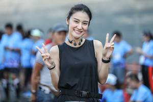 BIB: 9669
                            <button type="button" onclick="openModal(3339719)" class="btn btn-primary btn-sm float-right btn-popup" data-toggle="modal" data-target=".modal-high-quality">
                        <i class="fas fa-shopping-cart"></i> Add to Cart
                    </button>
                                            <button type="button" onclick="isThisMe(3339719, true)" class="btn btn-success btn-sm float-right btn-popup btn-isme hidden" data-toggle="tooltip" data-placement="bottom" title="นี่คือรูปของคุณใช่ไหม คลิกที่นี่เพื่อเอาเข้าอัลบั้ม">
                        <i class="fas fa-plus"></i> Add to album
                    </button>
                    <button type="button" onclick="isThisMe(3339719, false)" class="btn btn-warning btn-sm float-right btn-popup btn-isnotme hidden">
                        <i class="fas fa-ban"></i> Remove from album
                    </button>