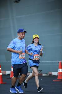 BIB: 9453, 9454
                            <button type="button" onclick="openModal(3342681)" class="btn btn-primary btn-sm float-right btn-popup" data-toggle="modal" data-target=".modal-high-quality">
                        <i class="fas fa-shopping-cart"></i> Add to Cart
                    </button>
                                            <button type="button" onclick="isThisMe(3342681, true)" class="btn btn-success btn-sm float-right btn-popup btn-isme hidden" data-toggle="tooltip" data-placement="bottom" title="นี่คือรูปของคุณใช่ไหม คลิกที่นี่เพื่อเอาเข้าอัลบั้ม">
                        <i class="fas fa-plus"></i> Add to album
                    </button>
                    <button type="button" onclick="isThisMe(3342681, false)" class="btn btn-warning btn-sm float-right btn-popup btn-isnotme hidden">
                        <i class="fas fa-ban"></i> Remove from album
                    </button>