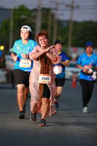 BIB: 9470, 9580
                            <button type="button" onclick="openModal(3276013)" class="btn btn-primary btn-sm float-right btn-popup" data-toggle="modal" data-target=".modal-high-quality">
                        <i class="fas fa-shopping-cart"></i> Add to Cart
                    </button>
                                            <button type="button" onclick="isThisMe(3276013, true)" class="btn btn-success btn-sm float-right btn-popup btn-isme hidden" data-toggle="tooltip" data-placement="bottom" title="นี่คือรูปของคุณใช่ไหม คลิกที่นี่เพื่อเอาเข้าอัลบั้ม">
                        <i class="fas fa-plus"></i> Add to album
                    </button>
                    <button type="button" onclick="isThisMe(3276013, false)" class="btn btn-warning btn-sm float-right btn-popup btn-isnotme hidden">
                        <i class="fas fa-ban"></i> Remove from album
                    </button>