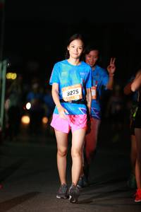 BIB: 3275
                            <button type="button" onclick="openModal(3276595)" class="btn btn-primary btn-sm float-right btn-popup" data-toggle="modal" data-target=".modal-high-quality">
                        <i class="fas fa-shopping-cart"></i> Add to Cart
                    </button>
                                            <button type="button" onclick="isThisMe(3276595, true)" class="btn btn-success btn-sm float-right btn-popup btn-isme hidden" data-toggle="tooltip" data-placement="bottom" title="นี่คือรูปของคุณใช่ไหม คลิกที่นี่เพื่อเอาเข้าอัลบั้ม">
                        <i class="fas fa-plus"></i> Add to album
                    </button>
                    <button type="button" onclick="isThisMe(3276595, false)" class="btn btn-warning btn-sm float-right btn-popup btn-isnotme hidden">
                        <i class="fas fa-ban"></i> Remove from album
                    </button>