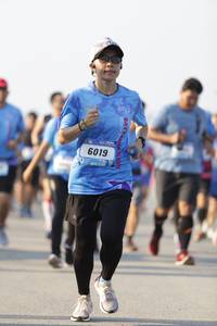 BIB: 6019
                            <button type="button" onclick="openModal(3098207)" class="btn btn-primary btn-sm float-right btn-popup" data-toggle="modal" data-target=".modal-high-quality">
                        <i class="fas fa-shopping-cart"></i> Add to Cart
                    </button>
                                            <button type="button" onclick="isThisMe(3098207, true)" class="btn btn-success btn-sm float-right btn-popup btn-isme hidden" data-toggle="tooltip" data-placement="bottom" title="นี่คือรูปของคุณใช่ไหม คลิกที่นี่เพื่อเอาเข้าอัลบั้ม">
                        <i class="fas fa-plus"></i> Add to album
                    </button>
                    <button type="button" onclick="isThisMe(3098207, false)" class="btn btn-warning btn-sm float-right btn-popup btn-isnotme hidden">
                        <i class="fas fa-ban"></i> Remove from album
                    </button>