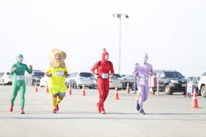 BIB: 
                            <button type="button" onclick="openModal(3098579)" class="btn btn-primary btn-sm float-right btn-popup" data-toggle="modal" data-target=".modal-high-quality">
                        <i class="fas fa-shopping-cart"></i> Add to Cart
                    </button>
                                            <button type="button" onclick="isThisMe(3098579, true)" class="btn btn-success btn-sm float-right btn-popup btn-isme hidden" data-toggle="tooltip" data-placement="bottom" title="นี่คือรูปของคุณใช่ไหม คลิกที่นี่เพื่อเอาเข้าอัลบั้ม">
                        <i class="fas fa-plus"></i> Add to album
                    </button>
                    <button type="button" onclick="isThisMe(3098579, false)" class="btn btn-warning btn-sm float-right btn-popup btn-isnotme hidden">
                        <i class="fas fa-ban"></i> Remove from album
                    </button>