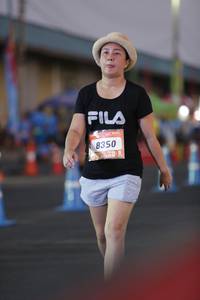 BIB: 8350
                            <button type="button" onclick="openModal(3113178)" class="btn btn-primary btn-sm float-right btn-popup" data-toggle="modal" data-target=".modal-high-quality">
                        <i class="fas fa-shopping-cart"></i> Add to Cart
                    </button>
                                            <button type="button" onclick="isThisMe(3113178, true)" class="btn btn-success btn-sm float-right btn-popup btn-isme hidden" data-toggle="tooltip" data-placement="bottom" title="นี่คือรูปของคุณใช่ไหม คลิกที่นี่เพื่อเอาเข้าอัลบั้ม">
                        <i class="fas fa-plus"></i> Add to album
                    </button>
                    <button type="button" onclick="isThisMe(3113178, false)" class="btn btn-warning btn-sm float-right btn-popup btn-isnotme hidden">
                        <i class="fas fa-ban"></i> Remove from album
                    </button>