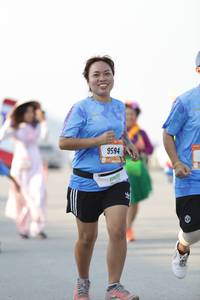 BIB: 9594
                            <button type="button" onclick="openModal(3100091)" class="btn btn-primary btn-sm float-right btn-popup" data-toggle="modal" data-target=".modal-high-quality">
                        <i class="fas fa-shopping-cart"></i> Add to Cart
                    </button>
                                            <button type="button" onclick="isThisMe(3100091, true)" class="btn btn-success btn-sm float-right btn-popup btn-isme hidden" data-toggle="tooltip" data-placement="bottom" title="นี่คือรูปของคุณใช่ไหม คลิกที่นี่เพื่อเอาเข้าอัลบั้ม">
                        <i class="fas fa-plus"></i> Add to album
                    </button>
                    <button type="button" onclick="isThisMe(3100091, false)" class="btn btn-warning btn-sm float-right btn-popup btn-isnotme hidden">
                        <i class="fas fa-ban"></i> Remove from album
                    </button>