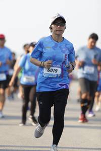 BIB: 6019
                            <button type="button" onclick="openModal(3098208)" class="btn btn-primary btn-sm float-right btn-popup" data-toggle="modal" data-target=".modal-high-quality">
                        <i class="fas fa-shopping-cart"></i> Add to Cart
                    </button>
                                            <button type="button" onclick="isThisMe(3098208, true)" class="btn btn-success btn-sm float-right btn-popup btn-isme hidden" data-toggle="tooltip" data-placement="bottom" title="นี่คือรูปของคุณใช่ไหม คลิกที่นี่เพื่อเอาเข้าอัลบั้ม">
                        <i class="fas fa-plus"></i> Add to album
                    </button>
                    <button type="button" onclick="isThisMe(3098208, false)" class="btn btn-warning btn-sm float-right btn-popup btn-isnotme hidden">
                        <i class="fas fa-ban"></i> Remove from album
                    </button>