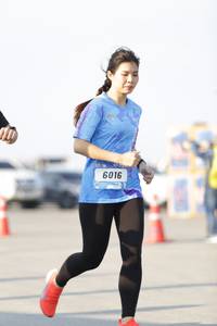 BIB: 6016
                            <button type="button" onclick="openModal(3098660)" class="btn btn-primary btn-sm float-right btn-popup" data-toggle="modal" data-target=".modal-high-quality">
                        <i class="fas fa-shopping-cart"></i> Add to Cart
                    </button>
                                            <button type="button" onclick="isThisMe(3098660, true)" class="btn btn-success btn-sm float-right btn-popup btn-isme hidden" data-toggle="tooltip" data-placement="bottom" title="นี่คือรูปของคุณใช่ไหม คลิกที่นี่เพื่อเอาเข้าอัลบั้ม">
                        <i class="fas fa-plus"></i> Add to album
                    </button>
                    <button type="button" onclick="isThisMe(3098660, false)" class="btn btn-warning btn-sm float-right btn-popup btn-isnotme hidden">
                        <i class="fas fa-ban"></i> Remove from album
                    </button>