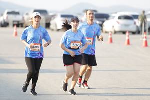 BIB: 394, 8392, 395
                            <button type="button" onclick="openModal(3100208)" class="btn btn-primary btn-sm float-right btn-popup" data-toggle="modal" data-target=".modal-high-quality">
                        <i class="fas fa-shopping-cart"></i> Add to Cart
                    </button>
                                            <button type="button" onclick="isThisMe(3100208, true)" class="btn btn-success btn-sm float-right btn-popup btn-isme hidden" data-toggle="tooltip" data-placement="bottom" title="นี่คือรูปของคุณใช่ไหม คลิกที่นี่เพื่อเอาเข้าอัลบั้ม">
                        <i class="fas fa-plus"></i> Add to album
                    </button>
                    <button type="button" onclick="isThisMe(3100208, false)" class="btn btn-warning btn-sm float-right btn-popup btn-isnotme hidden">
                        <i class="fas fa-ban"></i> Remove from album
                    </button>